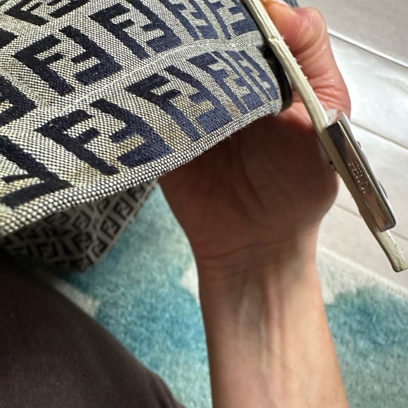 FENDI Zucchino Mamma Baguette Shoulder Handbag Canvas & White Leather - Picture 7 of 11